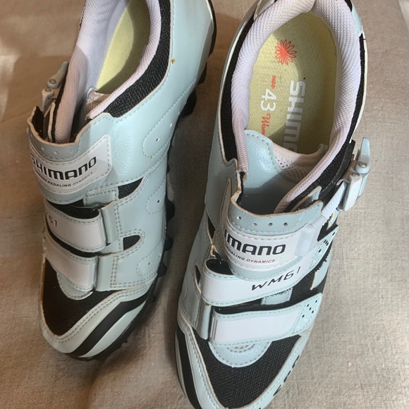 Shimano Women’s Mountain Bike Shoes with Cleats - Size 43 - Picture 3 of 6